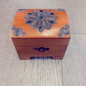 Jewelry wooden box. Hand made